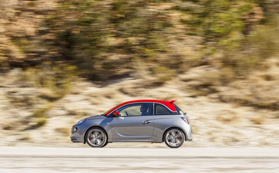  Vauxhall Adam Grand Slam 2015 года  (фото 9 из 23)